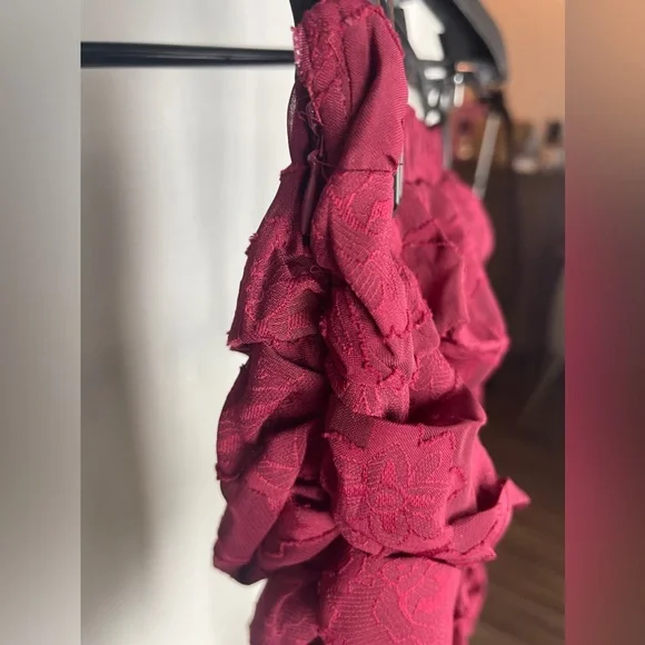 Lulus Wine Red Jacquard Ruched Mini Skirt Size XS NWT - Picture 9 of 10